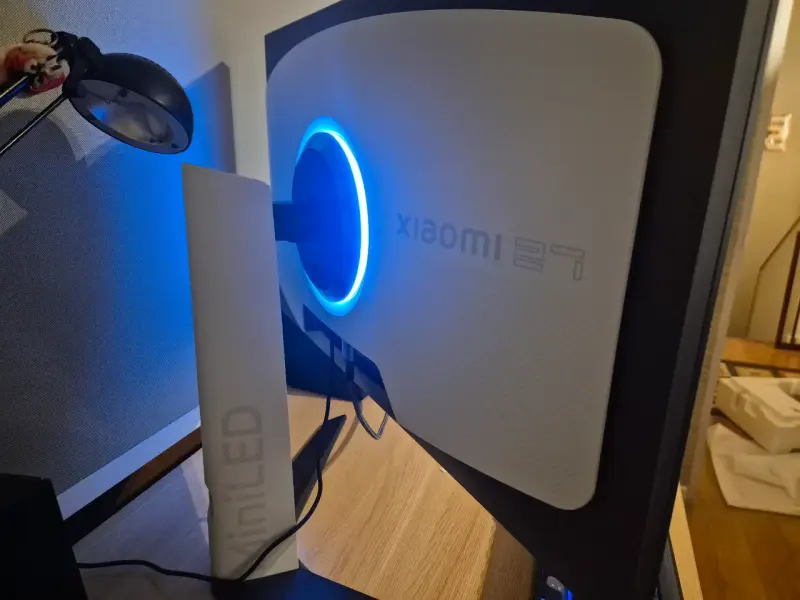 Monitor Xiaomi 27 pulgadas MiniLED 180Hz - 2