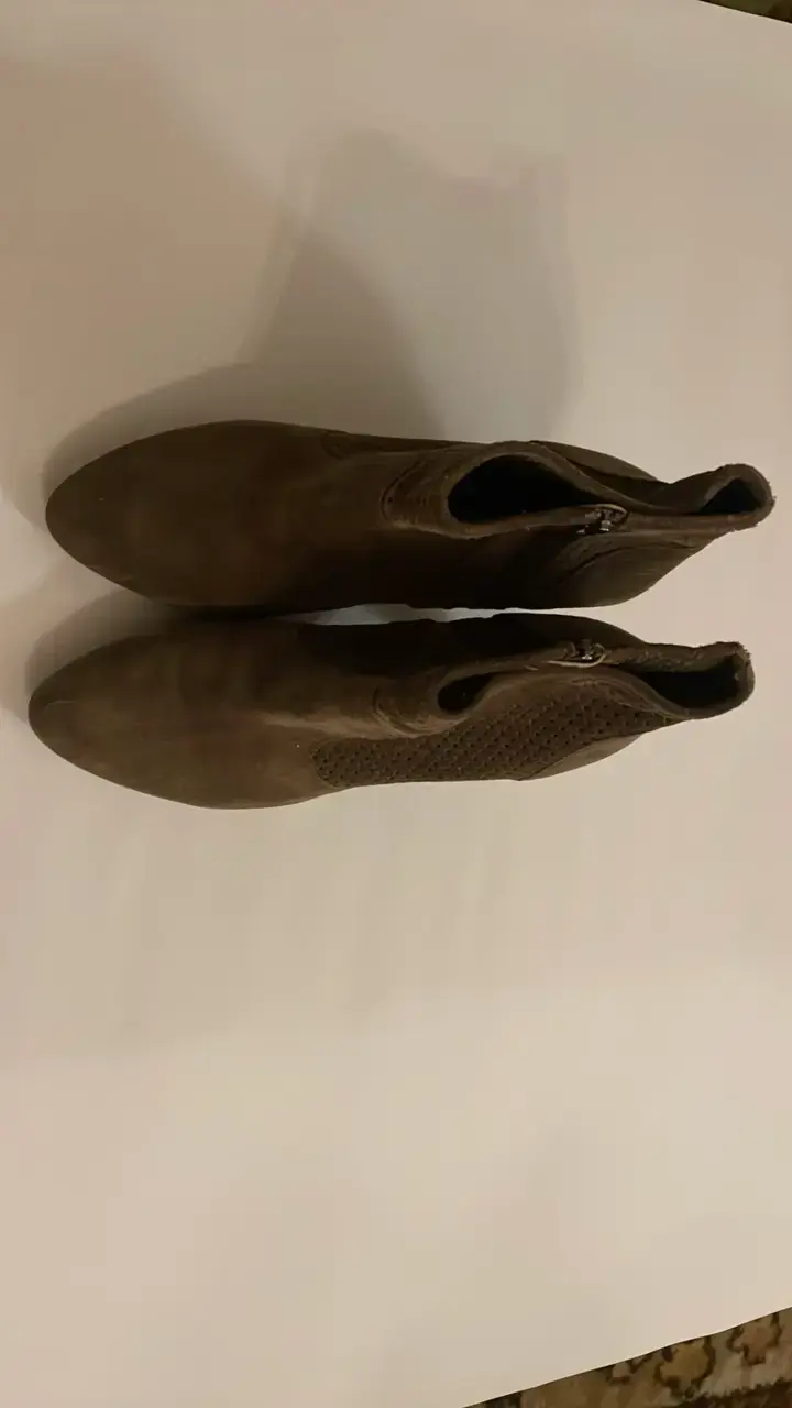 Botines de gamuza marrón con tacón alto - 3