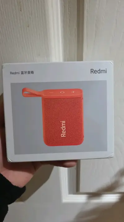 Parlante Bluetooth Xiaomi Redmi portátil rojo - miniatura 1