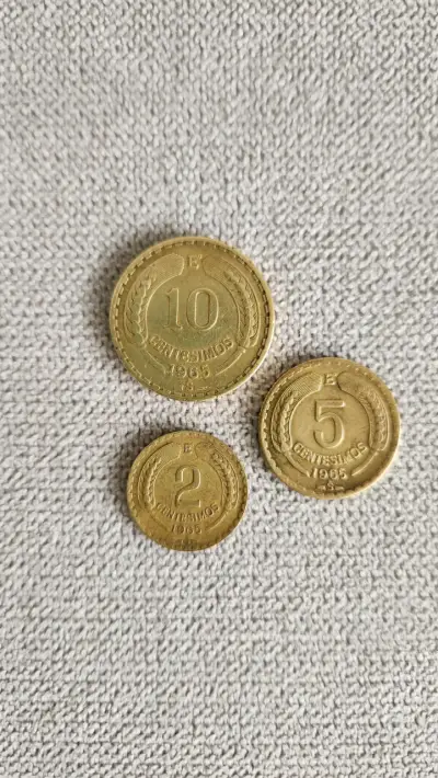Monedas antiguas de 10, 5 y 2 centésimos 1965 - miniatura 1