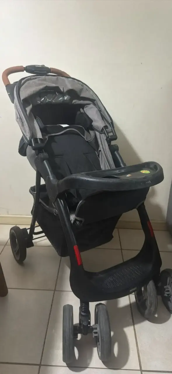 Coche de bebé plegable con manillar ajustable - 3