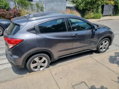 Honda HR-V 2016 Impecable! - miniatura 4