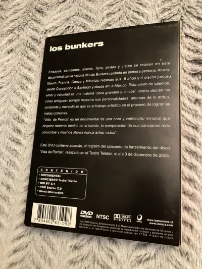 DVD documental Los Bunkers - miniatura 4