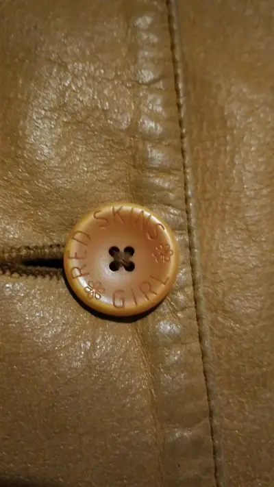 Abrigo de cuero marrón para mujer - miniatura 5