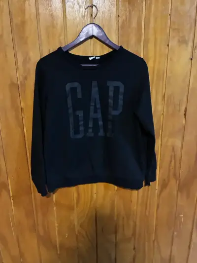 Polerón negro GAP para mujer talla S - miniatura 1