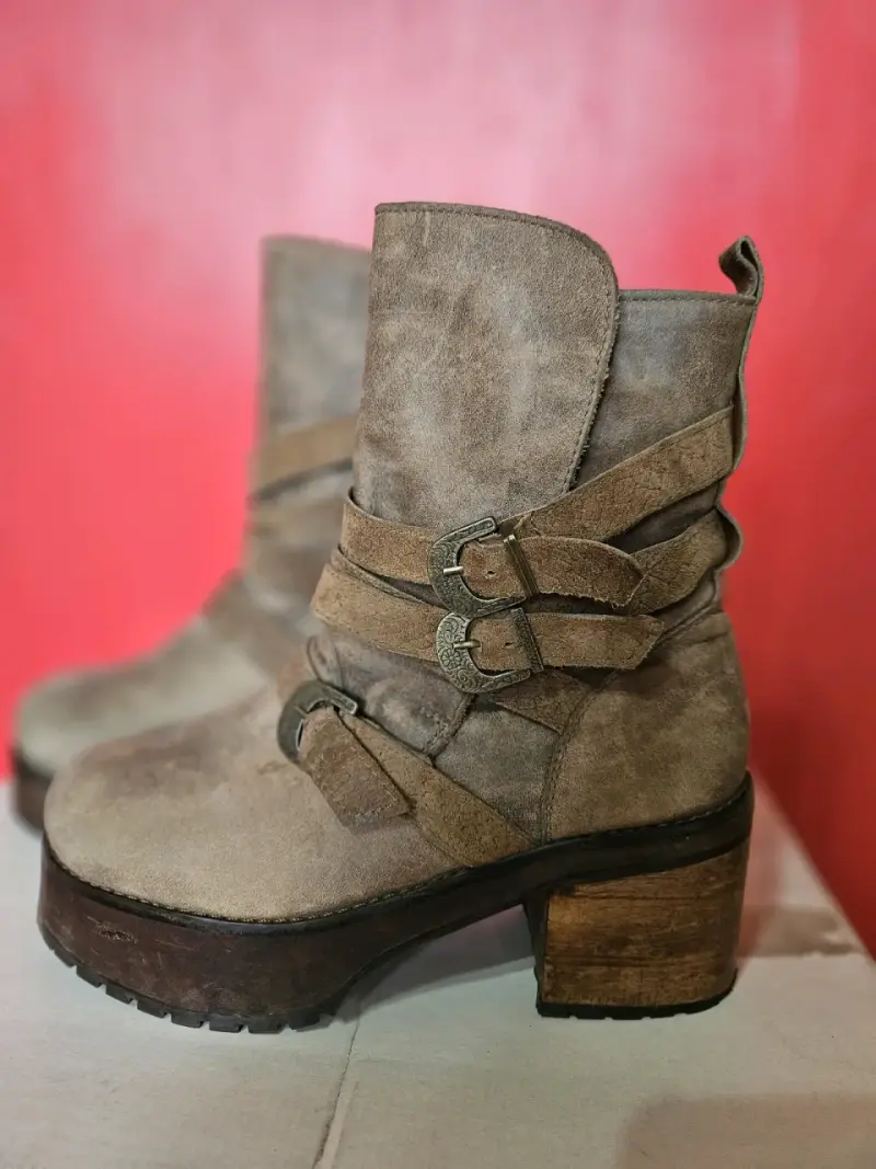 Botines de cuero marrón con tacón grueso - 3