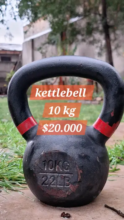 Kettlebell de 10 kg para entrenamiento - miniatura 1