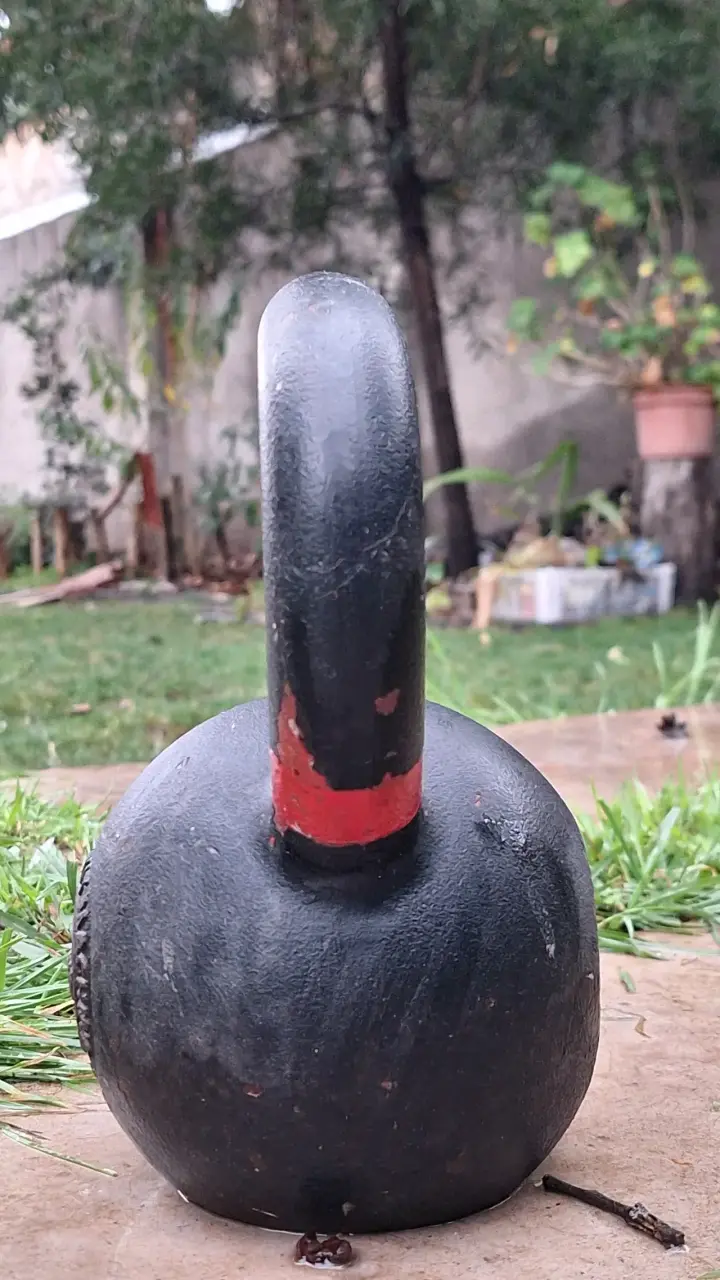 Kettlebell de 10 kg para entrenamiento - 2