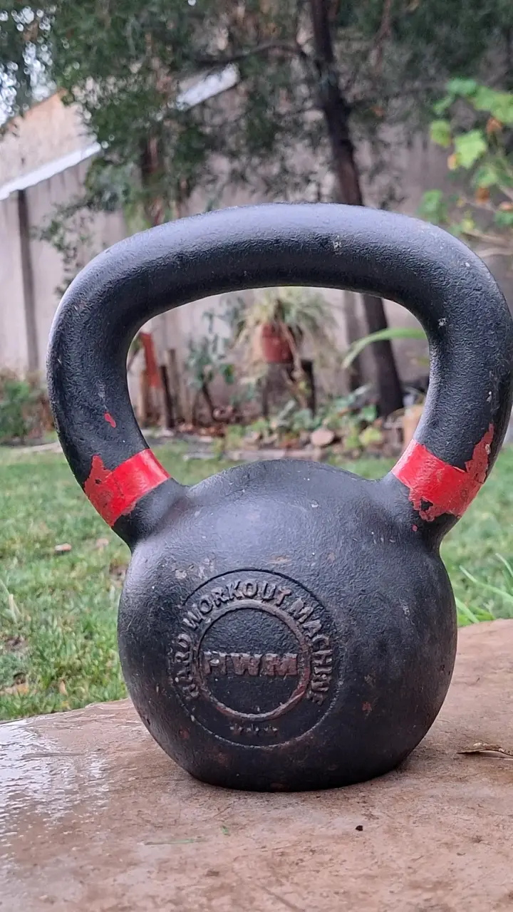 Kettlebell de 10 kg para entrenamiento - 3