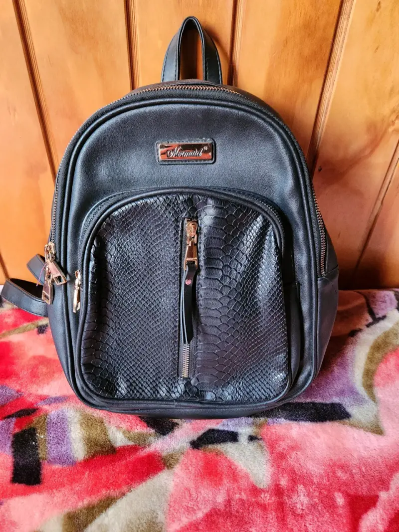 Mochila negra - 2