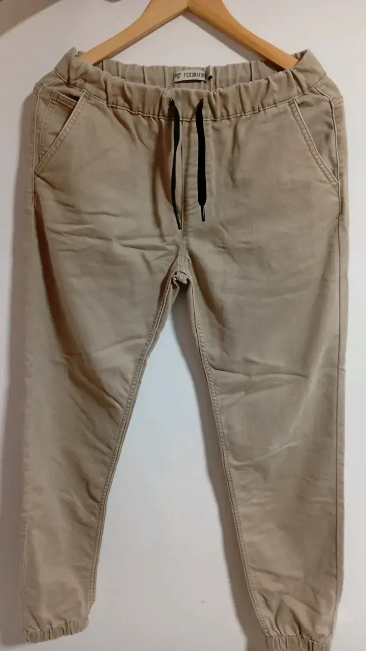 Pantalones jogger beige casuales para hombre talla - 1