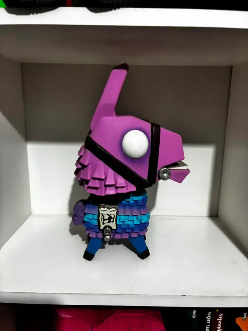 Figura de Funko pop llama Fortnite gigante - 4