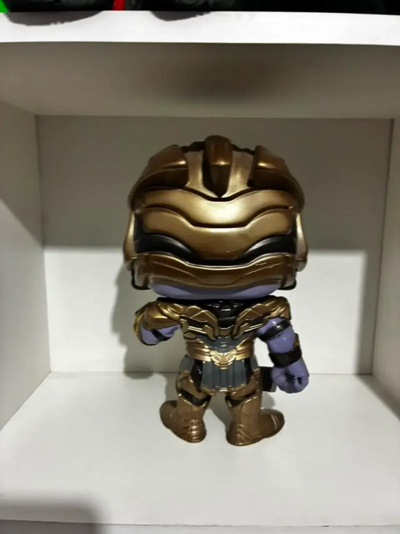 Figura de colección Thanos Funko pop gigante - 2
