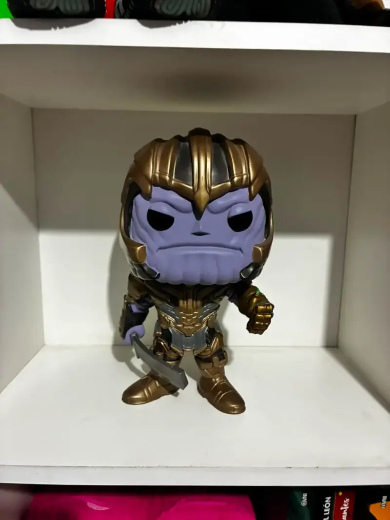 Figura de colección Thanos Funko pop gigante - 4