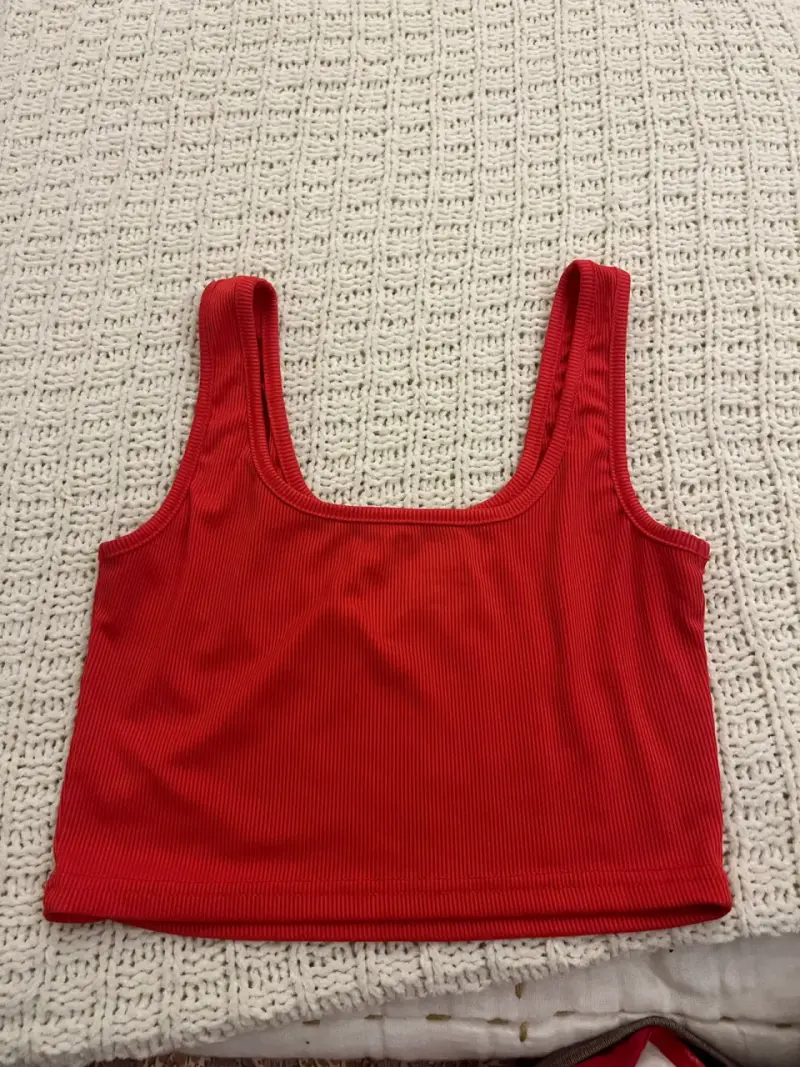 Top corto rojo sin mangas para mujer - 1
