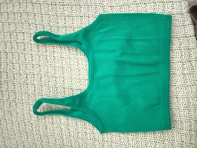 Top unitalla corto verde de tirantes para mujer - miniatura 2