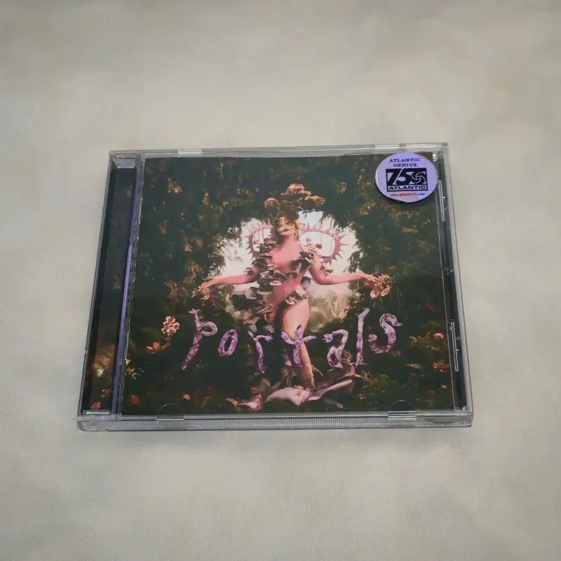 CD Melanie Martinez - Portals - 1