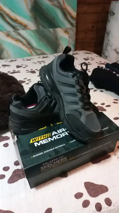 Zapatillas deportivas negras Skechers con Air Memory - miniatura 1