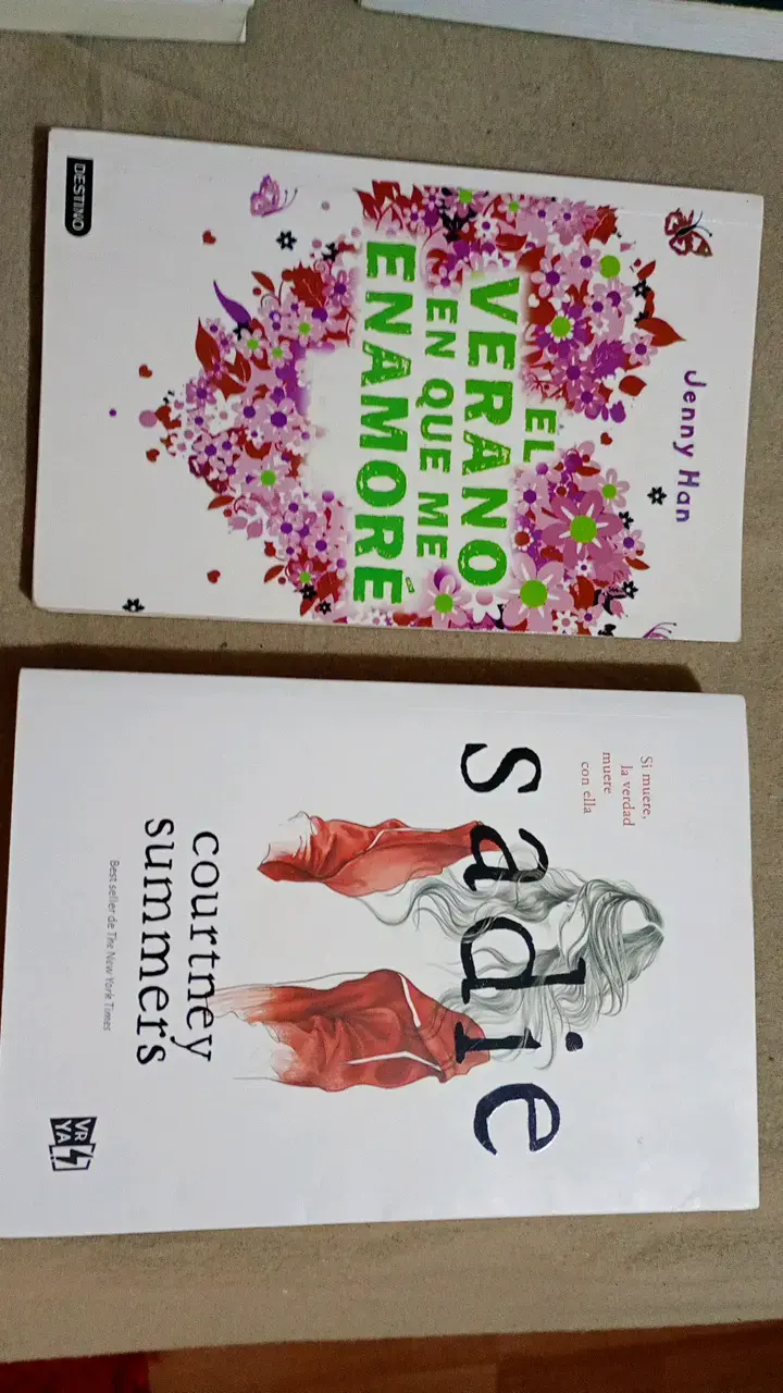 Lote de libros variados en buen estado - 3