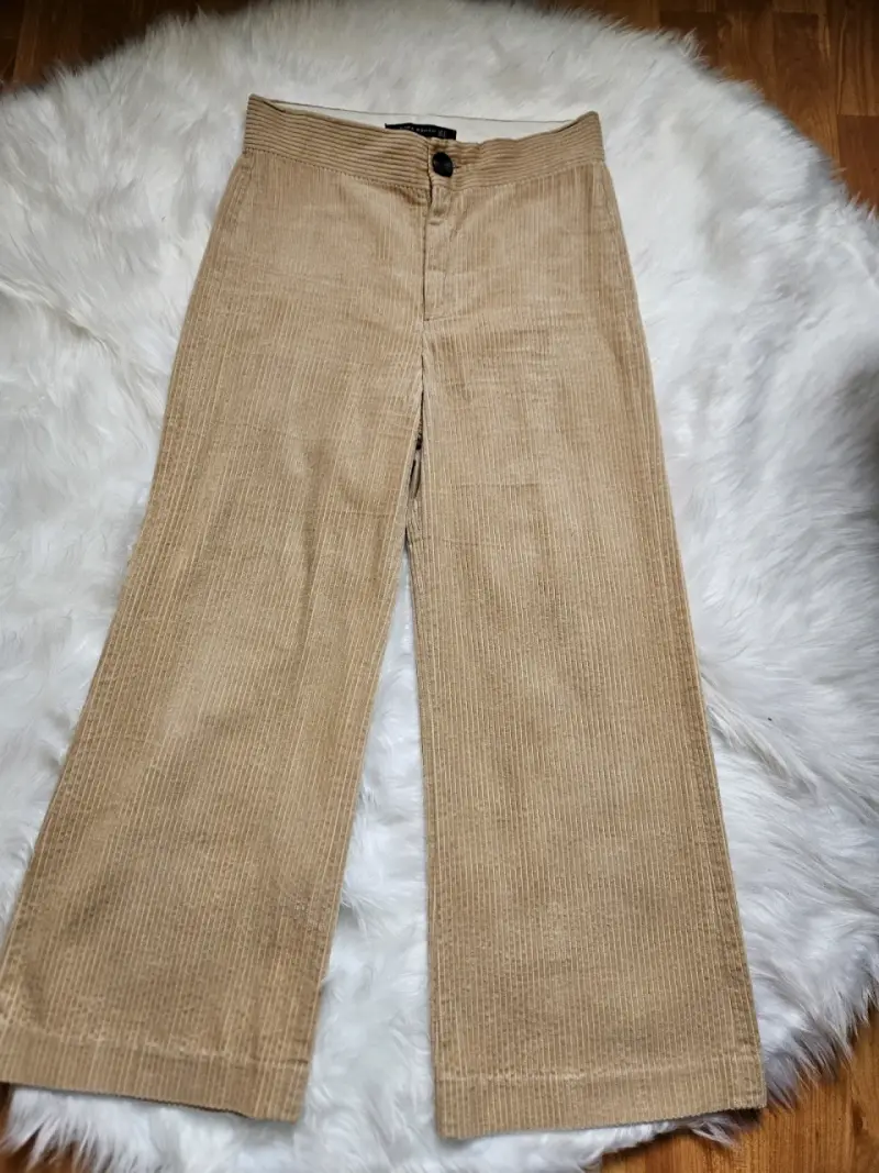 Pantalones de pana beige Zara Woman - 1