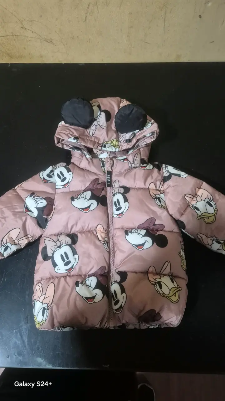 Chaqueta infantil con capucha Minnie Mouse