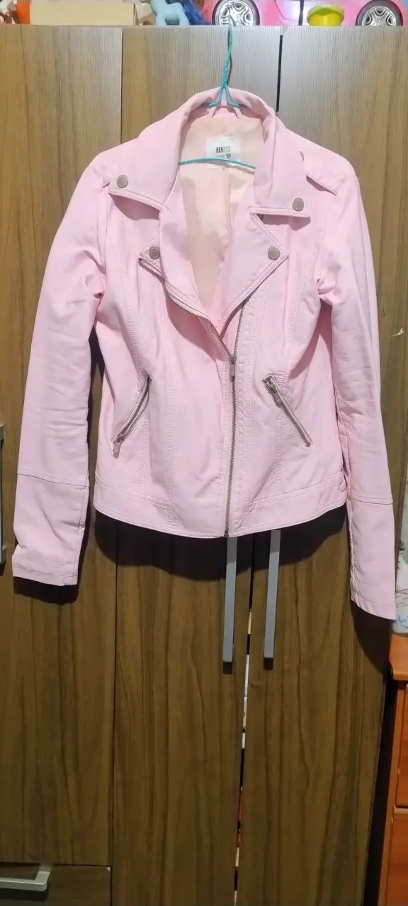 Chaqueta de cuero sintético rosa para mujer - 1