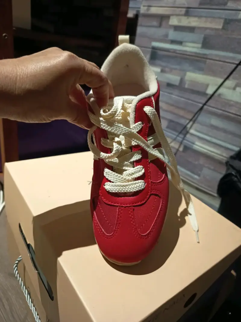 Zapatillas deportivas rojas para mujer - 2