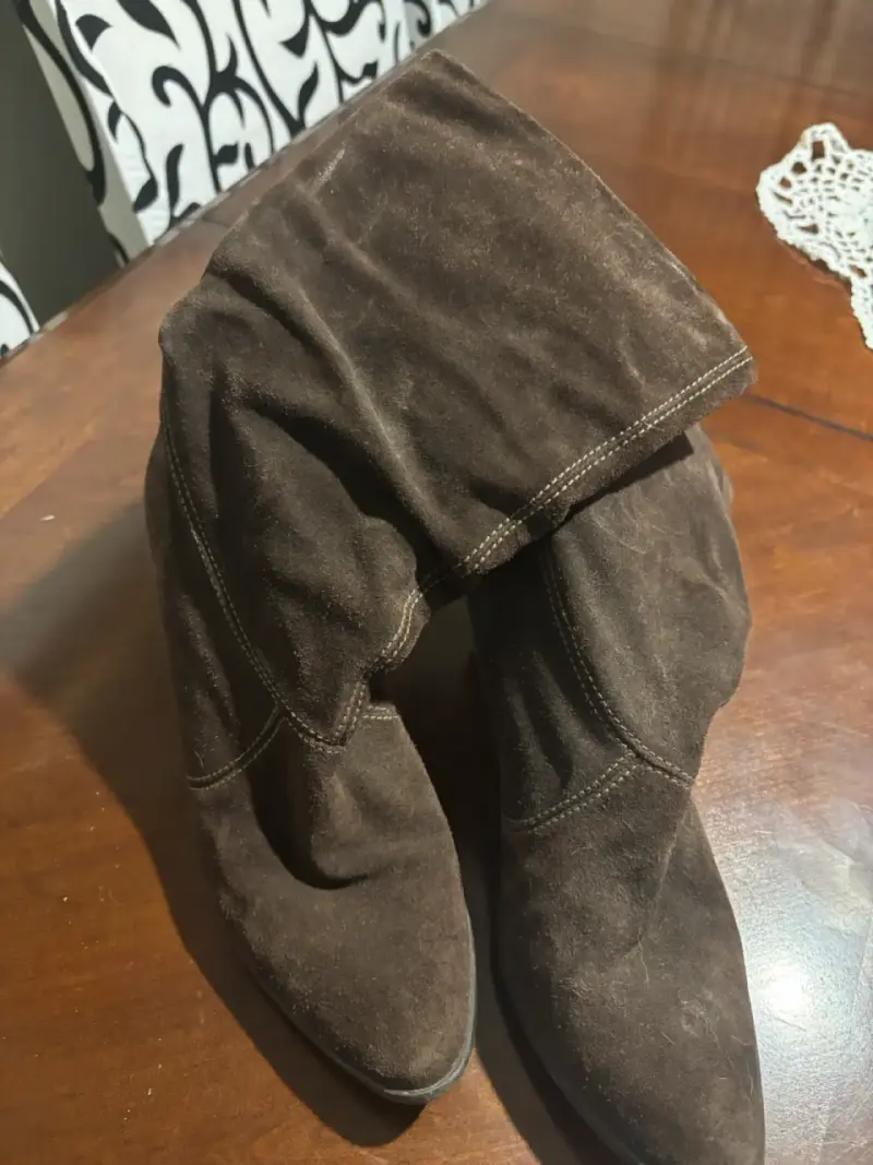 Botas de gamuza marrón con tacón alto - 2