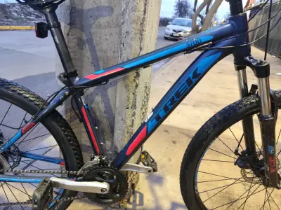 Bicicleta de montaña trek 3700 - miniatura 2