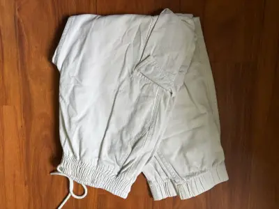Pantalones jogger blancos talla S - miniatura 1