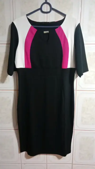 Vestido elegante tricolor para mujer - miniatura 1