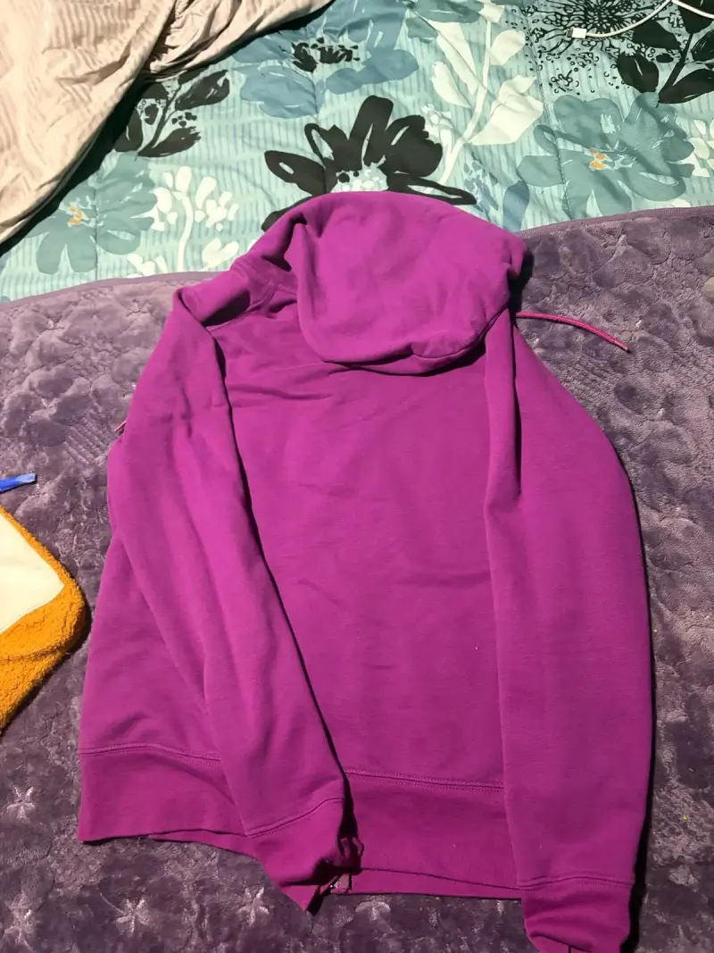 Polerón morado con capucha GAP para mujer - 3