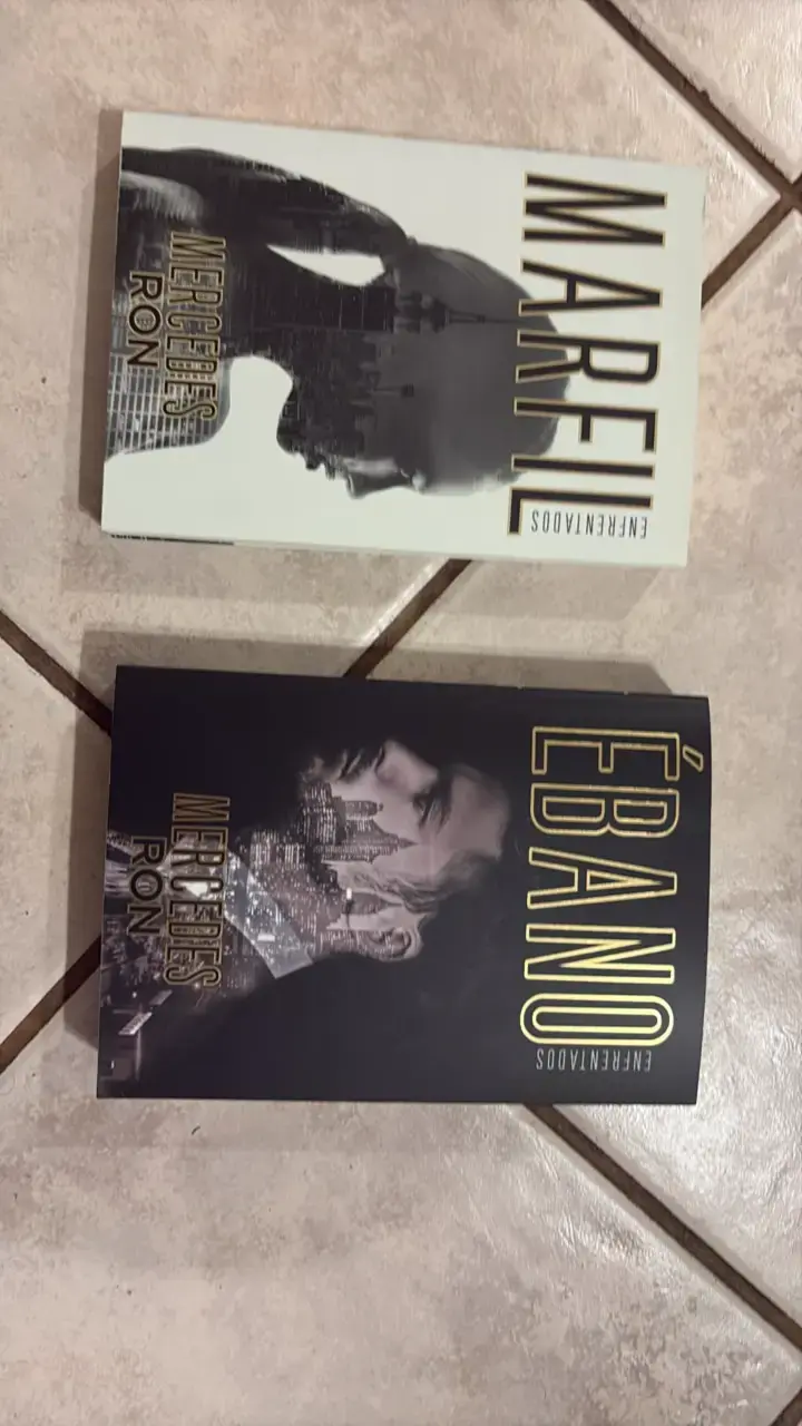 Libros Marfil y Ébano de Mercedes Ron - 1