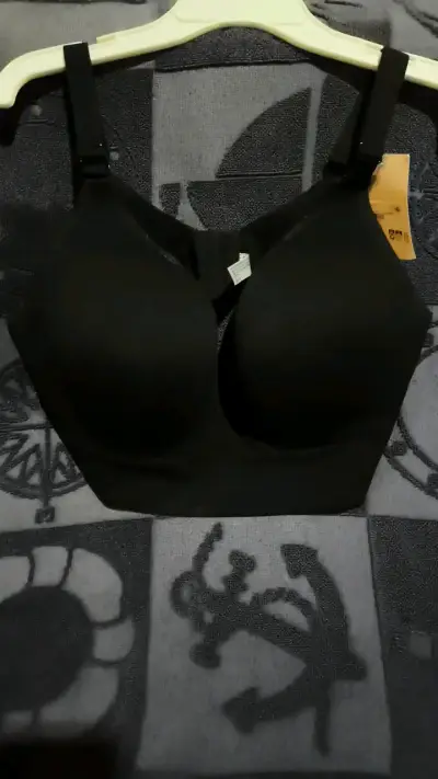 Sostén negro con soporte ajustable - miniatura 1