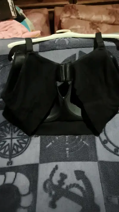 Sostén negro con soporte ajustable - miniatura 2