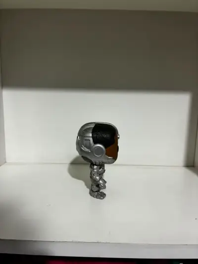 Figura Funko Pop Cyborg DC Comics - miniatura 4