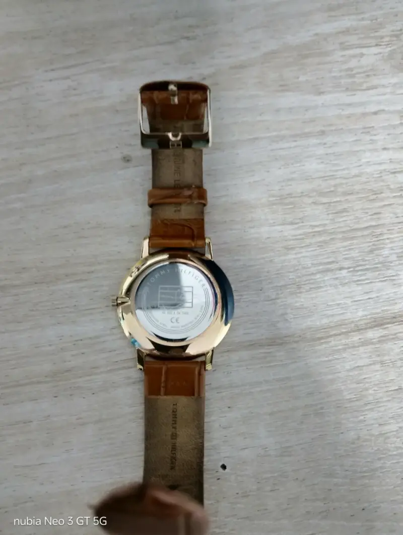 Reloj de pulsera Tommy Hilfiger clásico cuero marrón - 2