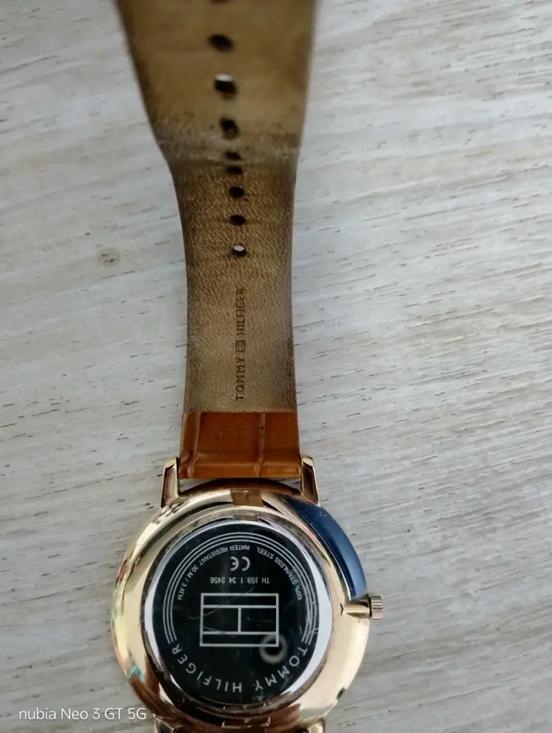 Reloj de pulsera Tommy Hilfiger clásico cuero marrón - 3