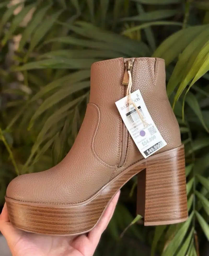 Botines de cuero beige con plataforma - 1