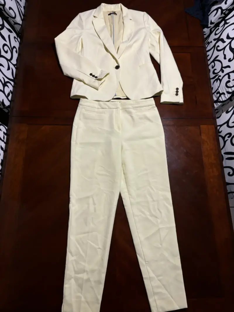 Traje amarillo pálido Esprit para mujer - 6