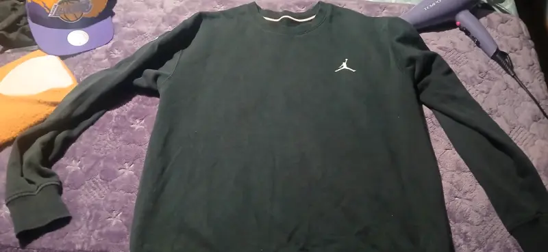 Polerón negro Jordan con logo bordado - 1