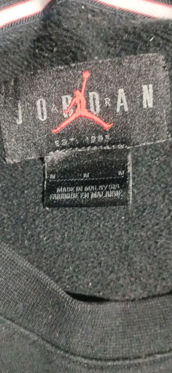 Polerón negro Jordan con logo bordado - 3