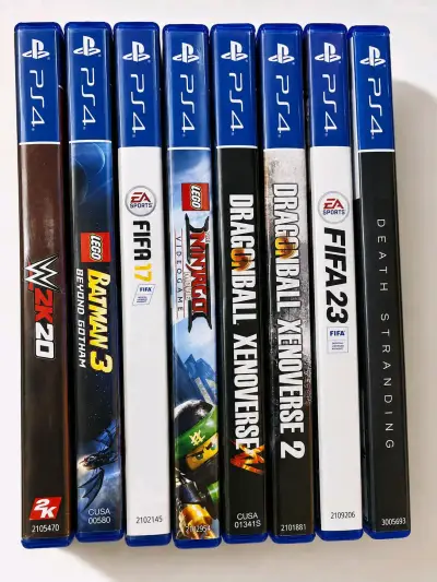 PlayStation 4 Slim con 8 juegos y control original - miniatura 3