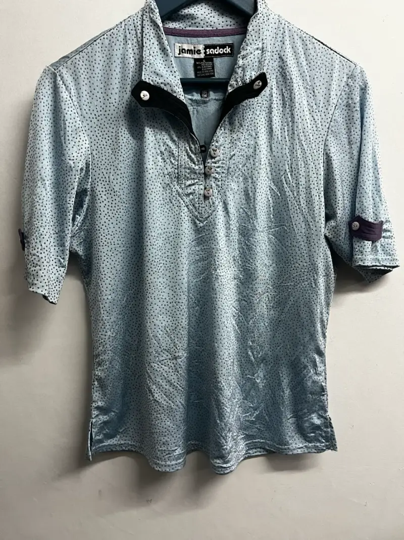 Polera deporta Jamie Sadock azul con puntos - 1