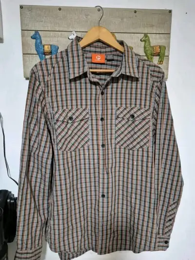 Camisa a cuadros marrón para hombre - miniatura 1
