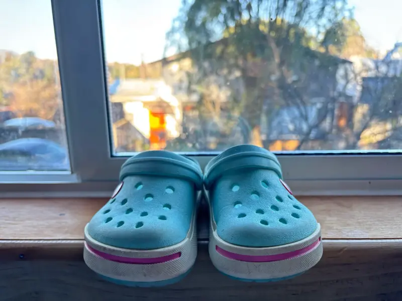 Zuecos Crocs azules con plataforma talla 26 - 4
