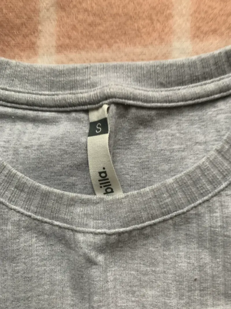 Polera sin mangas gris talla S - 2