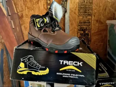 Botas de seguridad industrial Treck marrones - miniatura 1