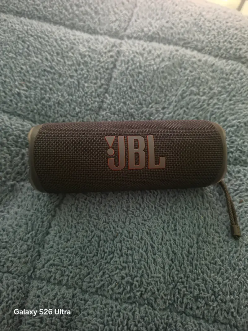 Parlante Bluetooth JBL Flip 6 portátil - 1