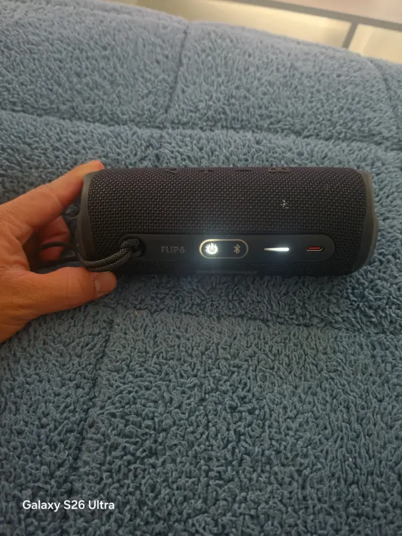 Parlante Bluetooth JBL Flip 6 portátil - 3